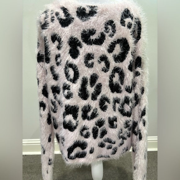 Wild Fable fuzzy angora style pink sweater black animal print medium NWT new M - Picture 4 of 10